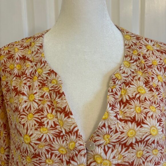 NWT Simply Southern Sunflower Print Long Sleeve Button Front Peplum Crop Top LG - Picture 2 of 11